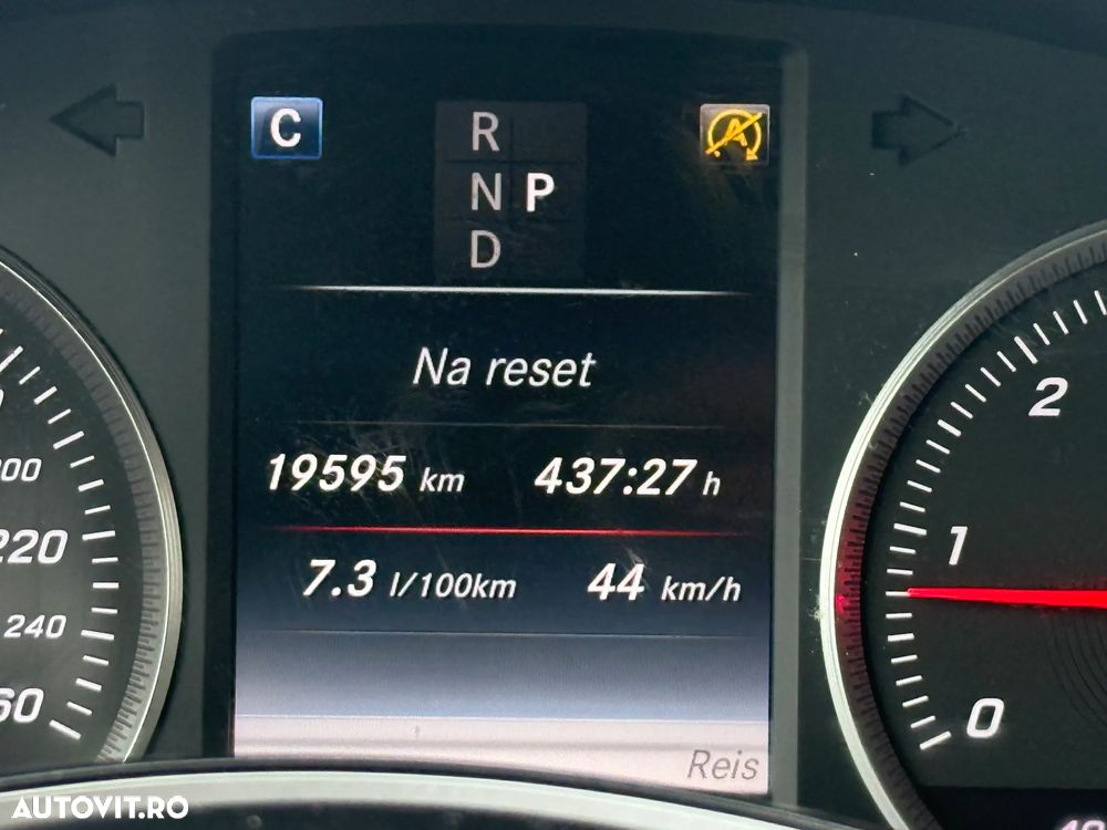 Mercedes-Benz GLC - 24