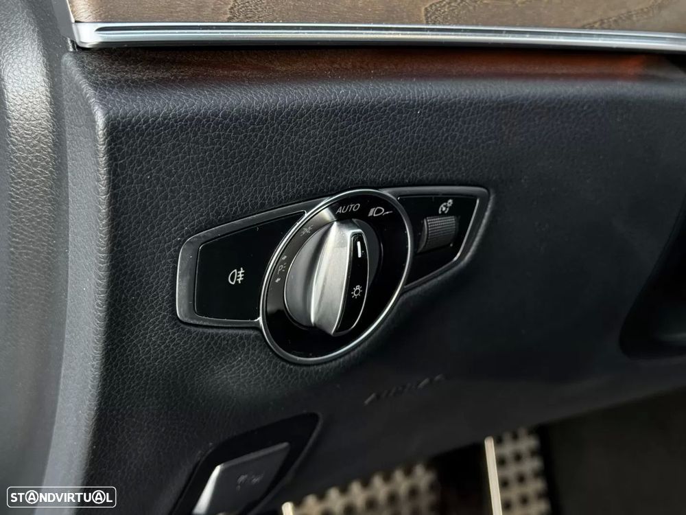 Mercedes-Benz E 300 - 25