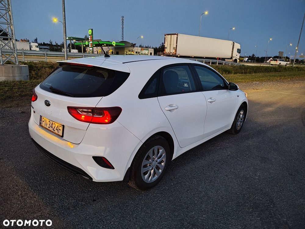 Kia Ceed - 4