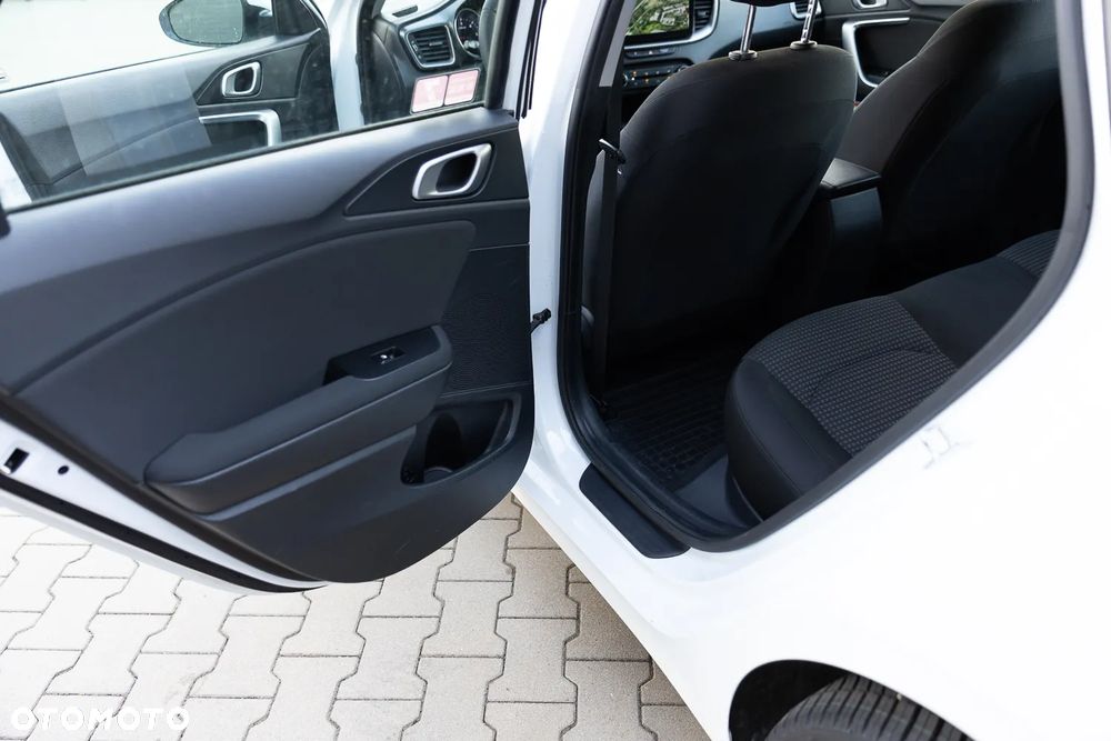 Kia Ceed 1.6 CRDi SCR GT-Line - 11
