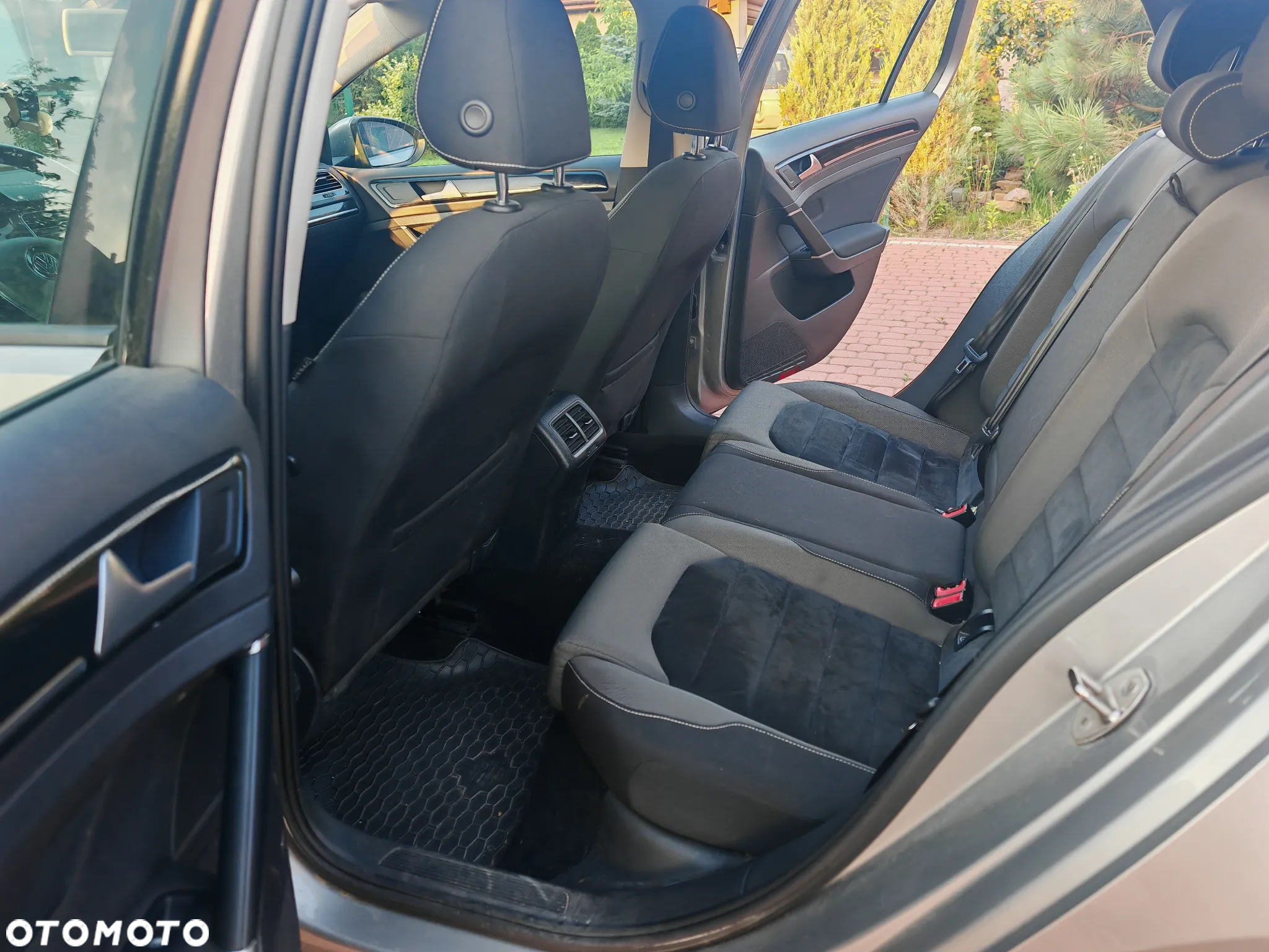 Volkswagen Golf VII 1.4 TSI BMT Highline - 24