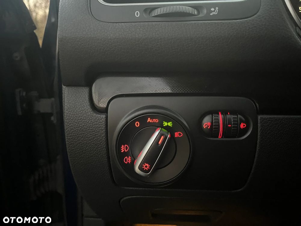 Volkswagen Golf 1.2 TSI BlueMotion Technology Comfortline - 21