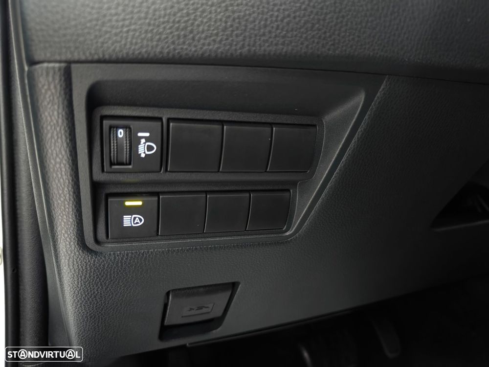 Toyota Yaris 1.5 HDF Comfort - 21