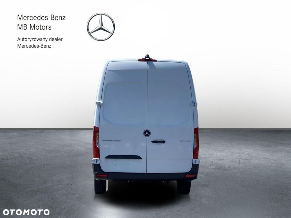 Mercedes-Benz Sprinter - 5