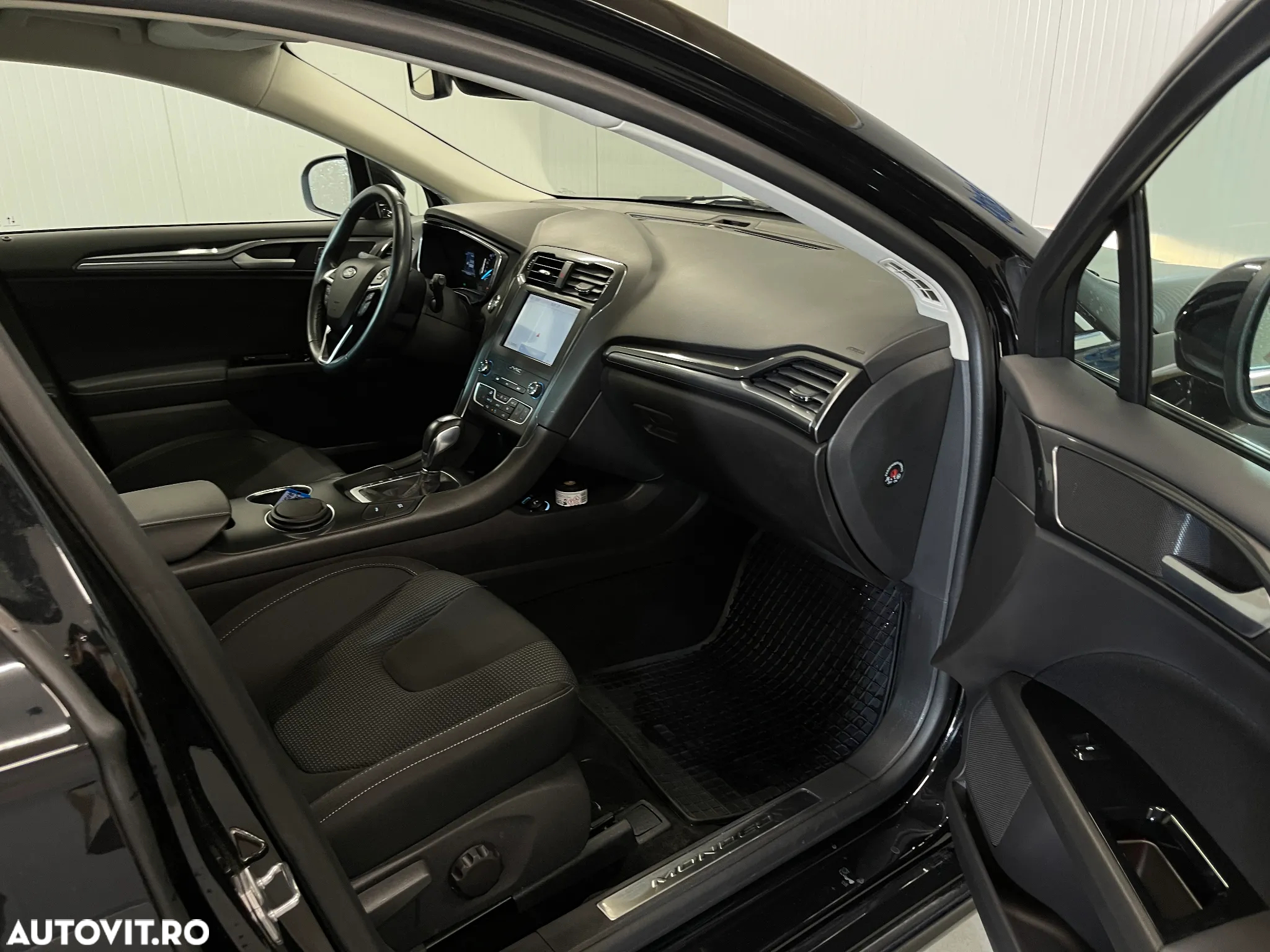 Ford Mondeo 2.0 HEV Titanium - 9
