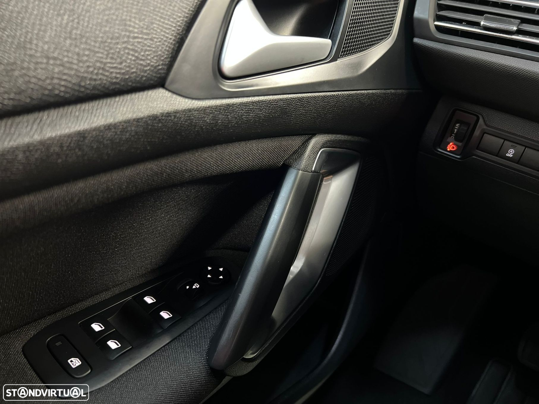 Peugeot 308 SW 1.5 BlueHDi Style - 20