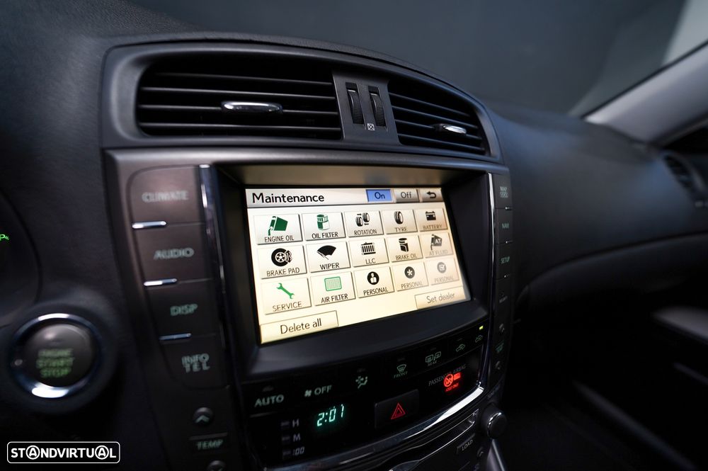 Lexus IS 220 d P.Executive 2G - 17
