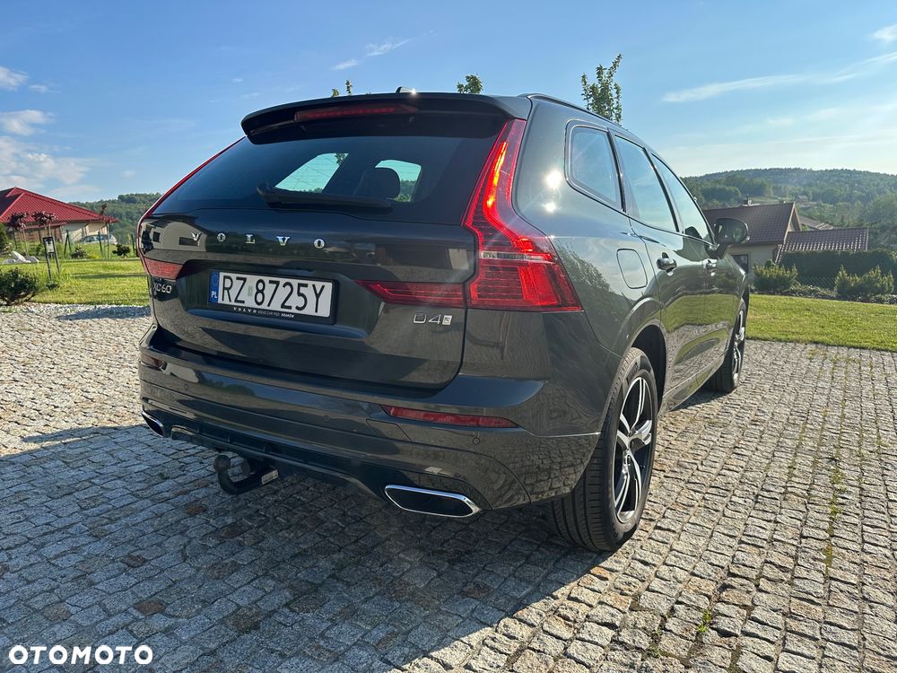 Volvo XC 60 D4 SCR R-Design - 3