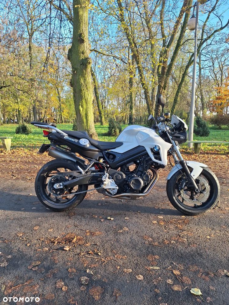 BMW F - 10