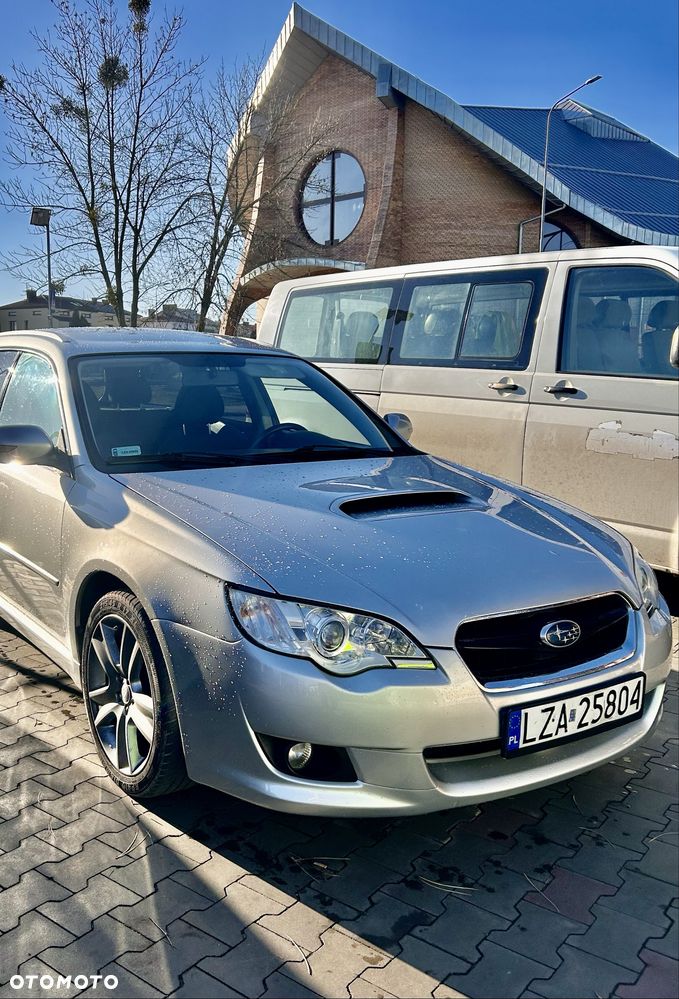 Subaru Legacy - 2