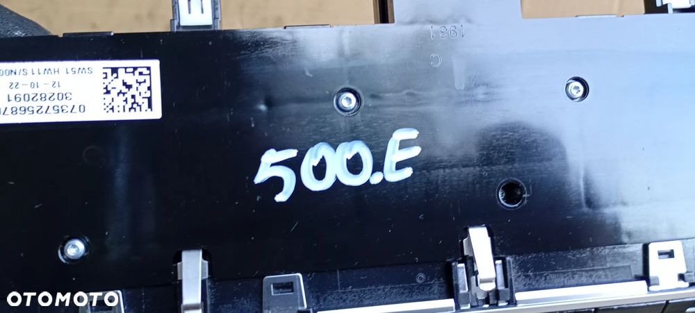 Ładowarka indukcyjna indukcja stacja Fiat 500E 735715244 - 10