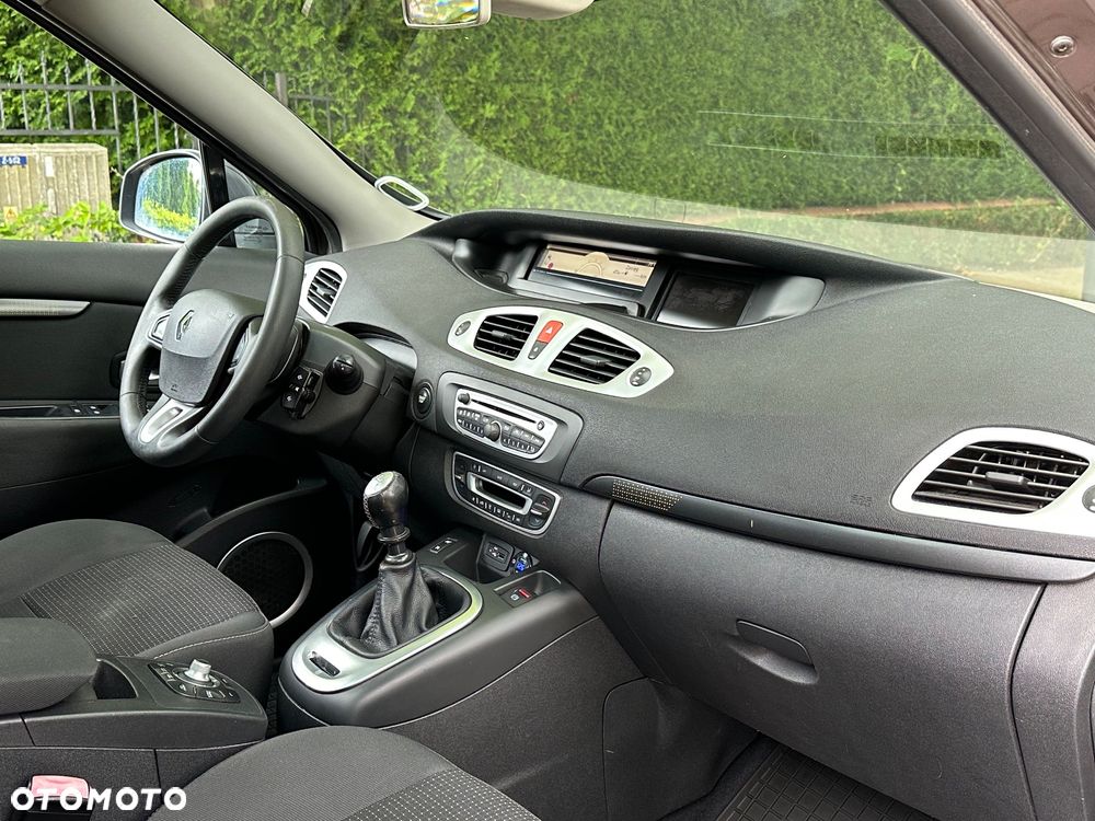 Renault Scenic 1.9 dCi Expression - 9