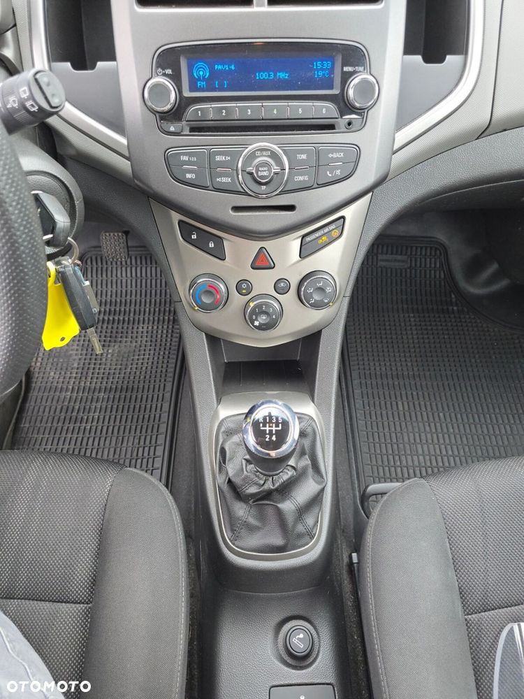 Chevrolet Aveo - 15