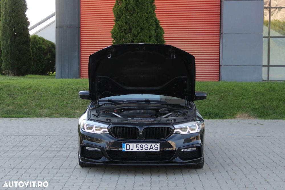 BMW Seria 5 520d xDrive AT - 17