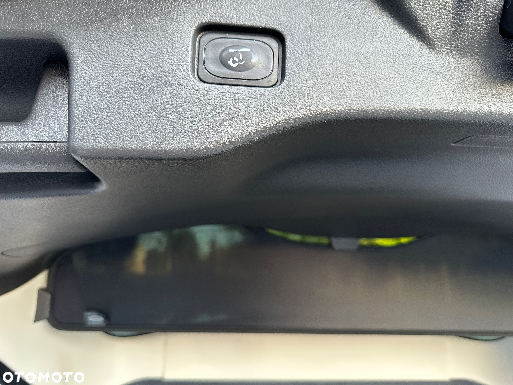 Ford Mondeo 2.0 EcoBlue Titanium - 24
