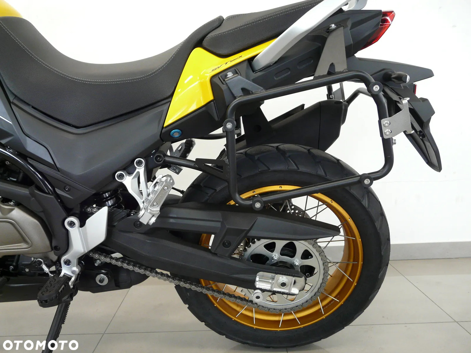 QJMOTOR SVT 650X - 31