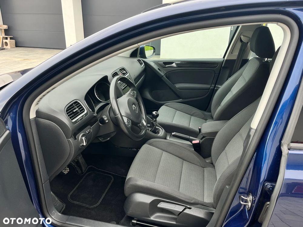Volkswagen Golf 1.6 TDI DPF BlueMotion Technology Trendline - 9
