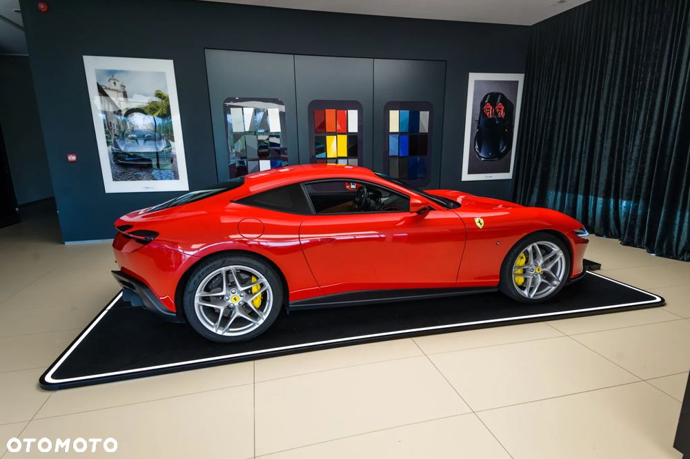 Ferrari Roma - 7