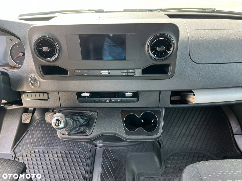 Mercedes-Benz Sprinter CDR MR 18 E6 3,5T - 12