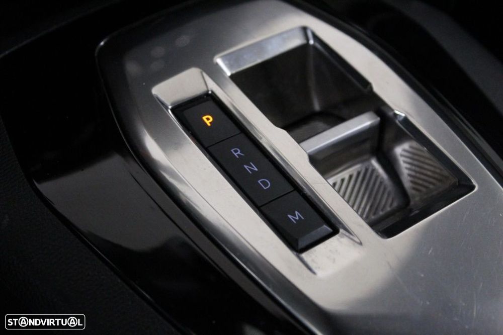 Peugeot 2008 1.5 BlueHDi Active Pack EAT8 - 30