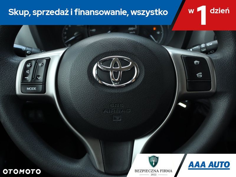 Toyota Yaris - 18