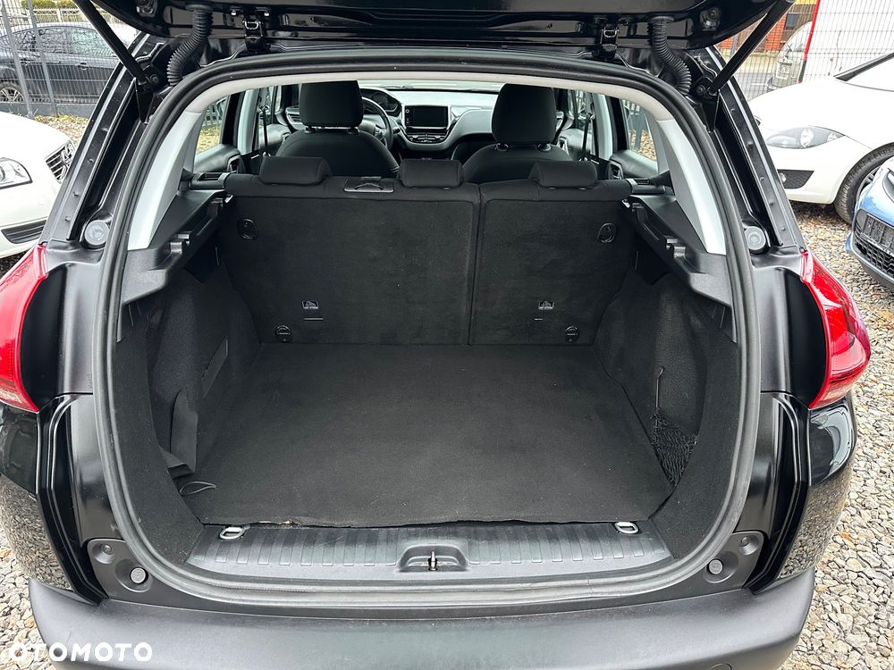 Peugeot 2008 PureTech 82 Allure - 18