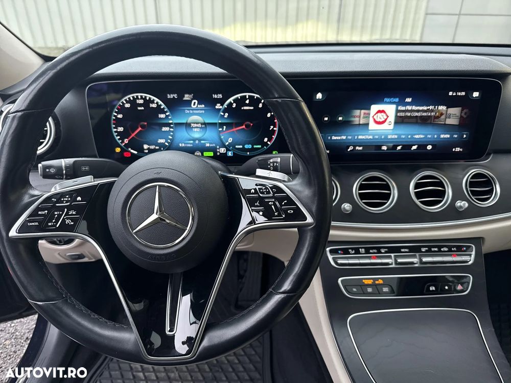 Mercedes-Benz E - 14