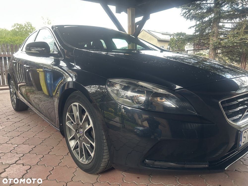 Volvo V40 D2 Momentum - 3