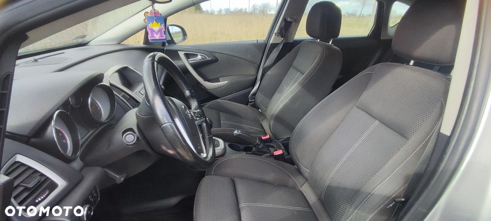 Opel Astra 1.4 T Sport - 21