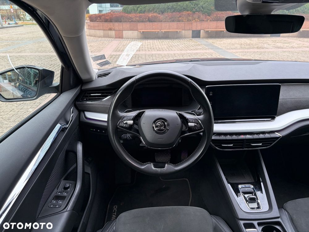Skoda Octavia 2.0 TDI SCR Style DSG - 9