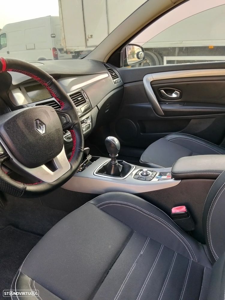 Renault Laguna 1.5 dCi Black Line - 9