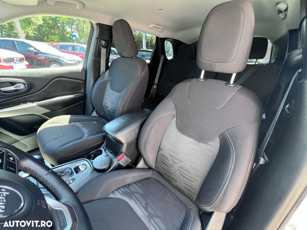 Jeep Cherokee 2.2 MJet AWD ACTIVE DRIVE I AT9 Limited - 9