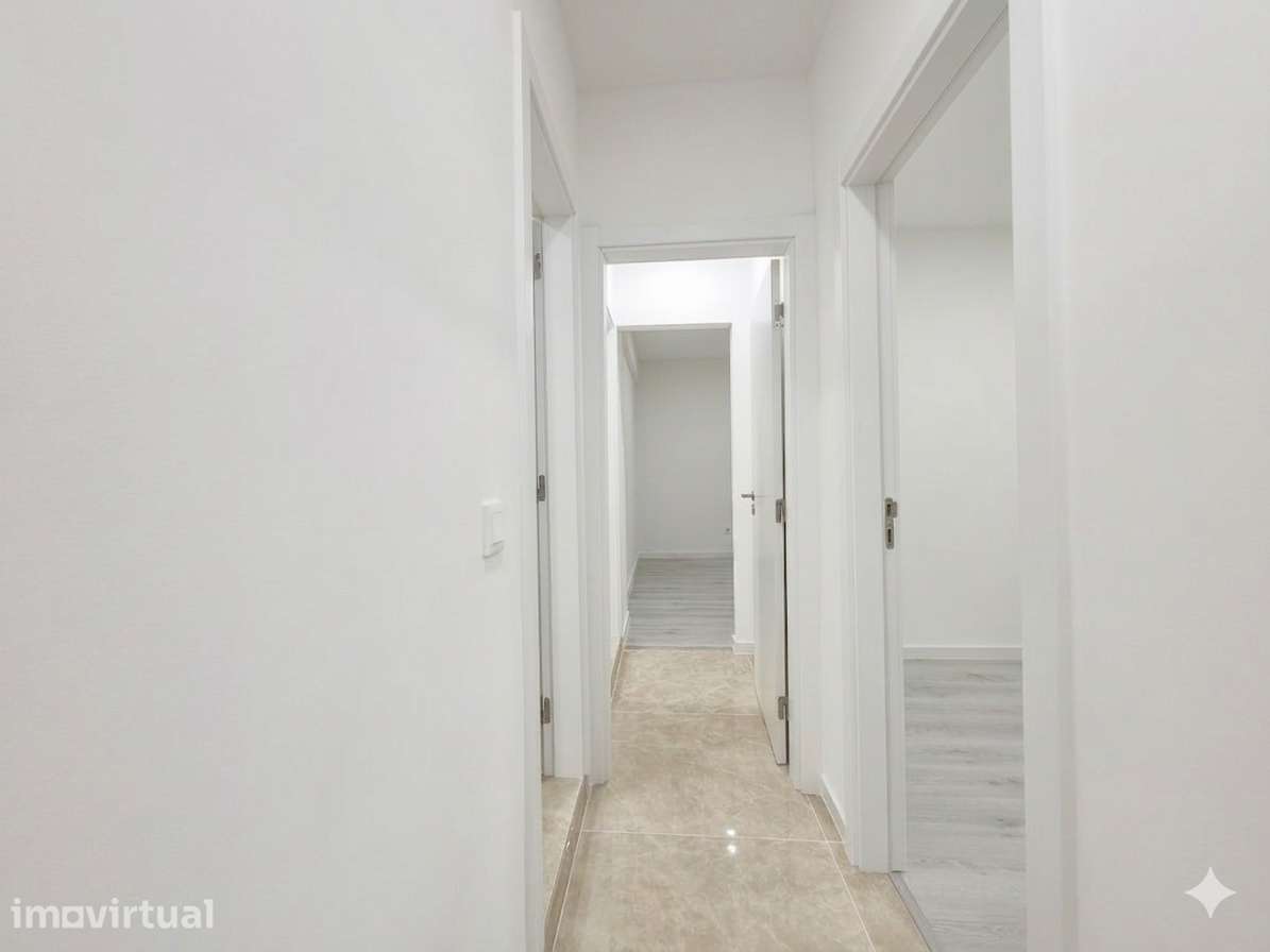 T2 Totalmente Remodelado na Cova da Piedade, Almada - Grande imagem: 5/9