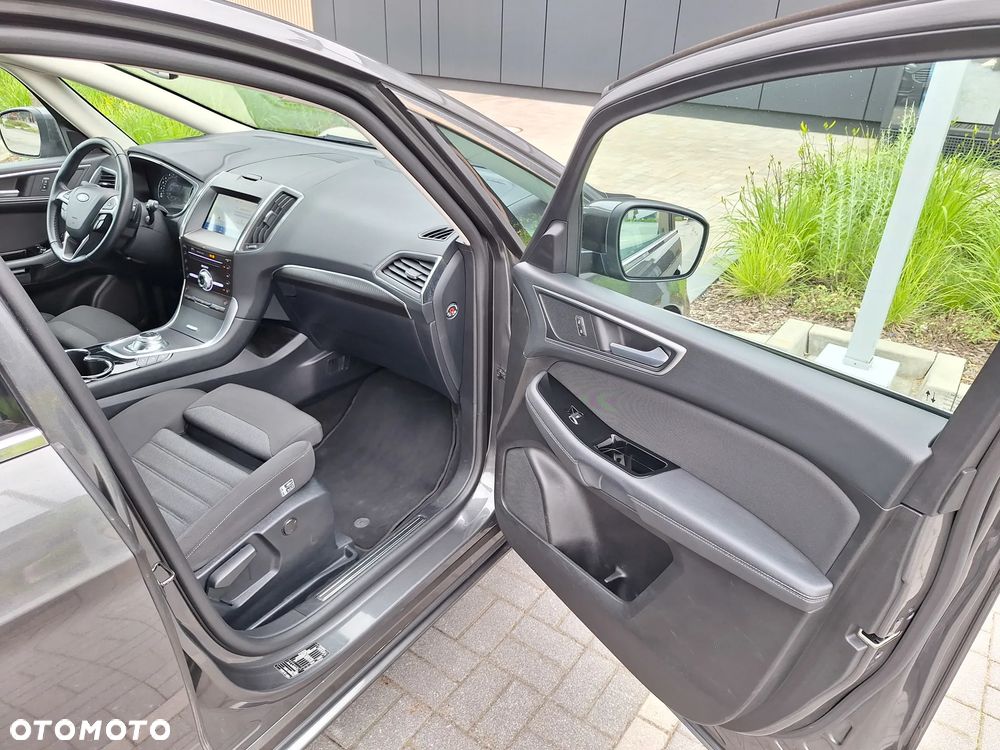 Ford S-Max 2.0 EcoBlue Titanium - 24