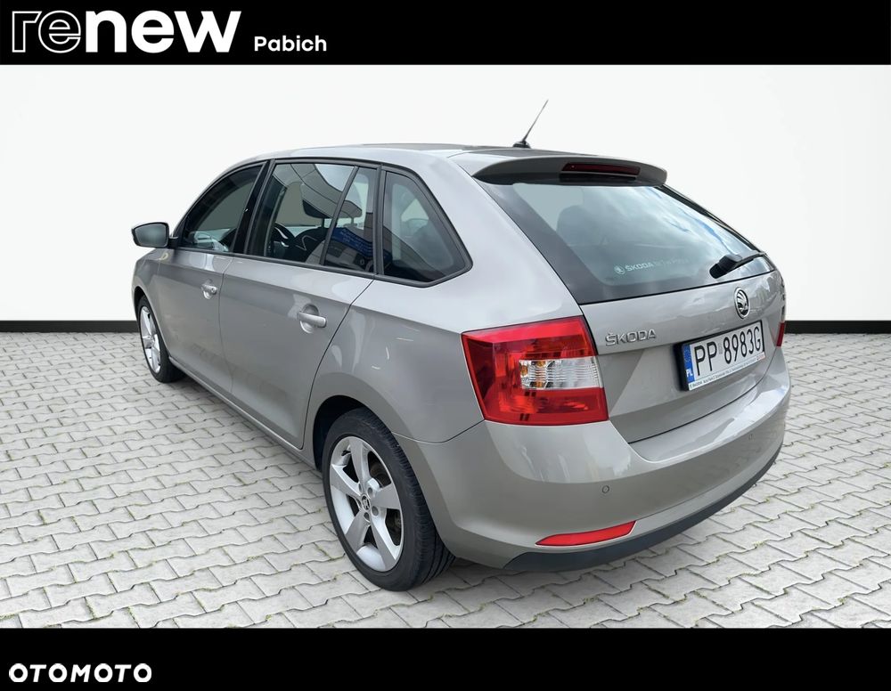Skoda RAPID - 7