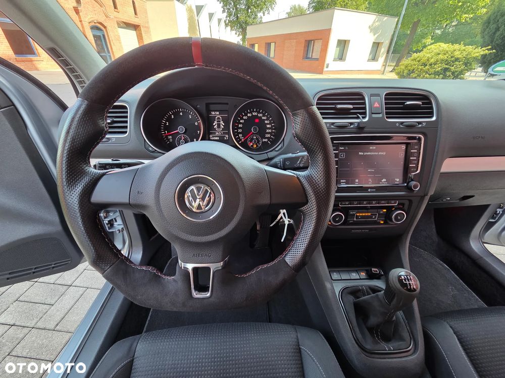 Volkswagen Golf 1.2 TSI BlueMotion Technology MATCH - 30