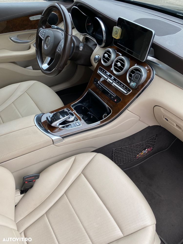 Mercedes-Benz GLC 250 d 4MATIC - 6