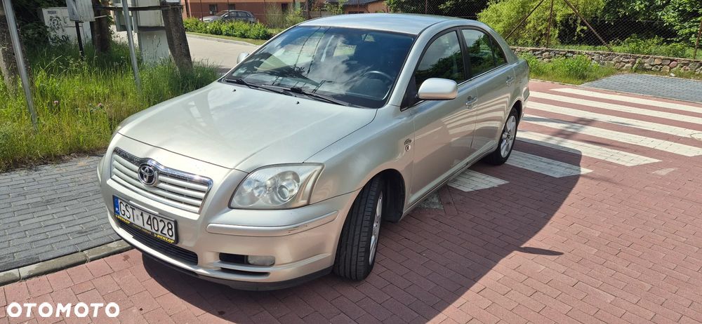 Toyota Avensis 2.0 D-4D High - 3