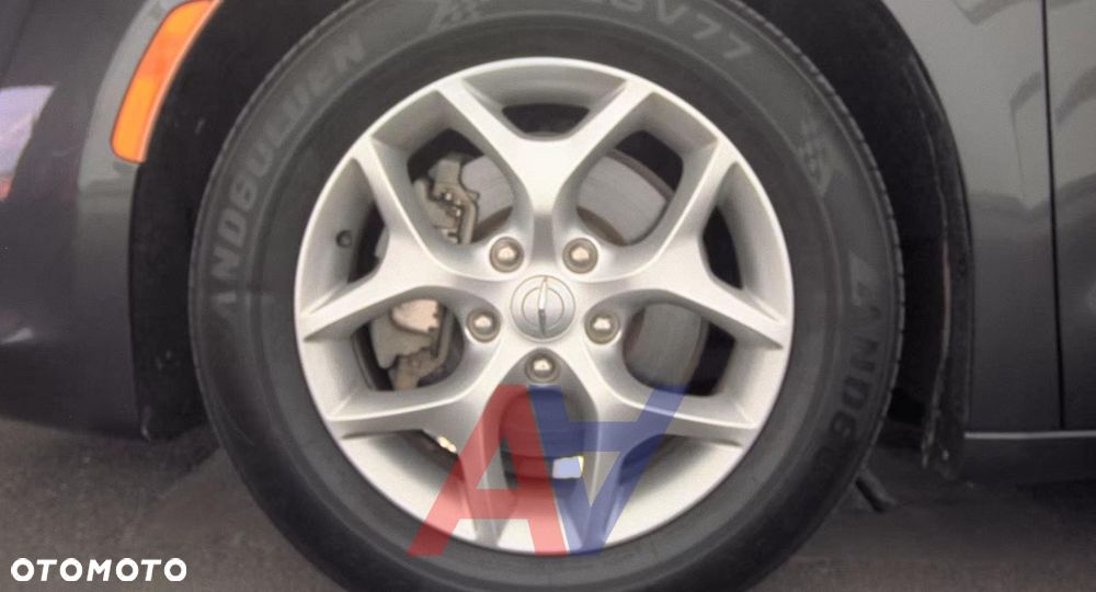 Chrysler Pacifica - 14