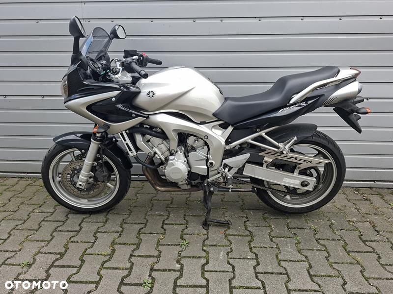 Yamaha FZ6 - 10