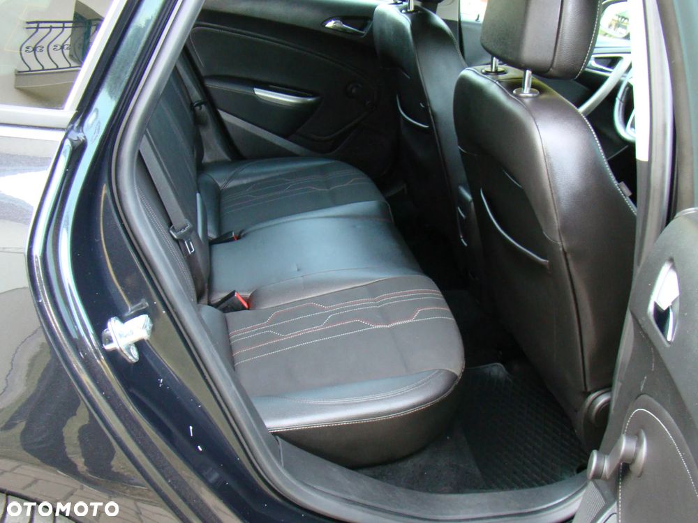 Opel Astra - 24