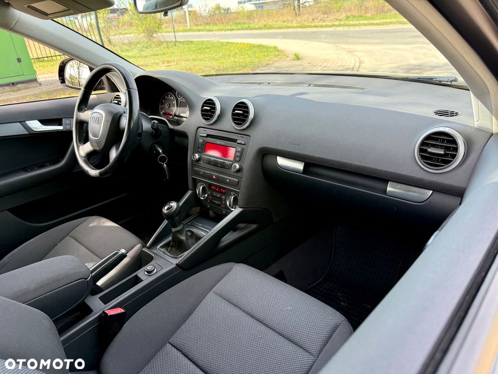 Audi A3 Sportback 1.6 Ambition - 9