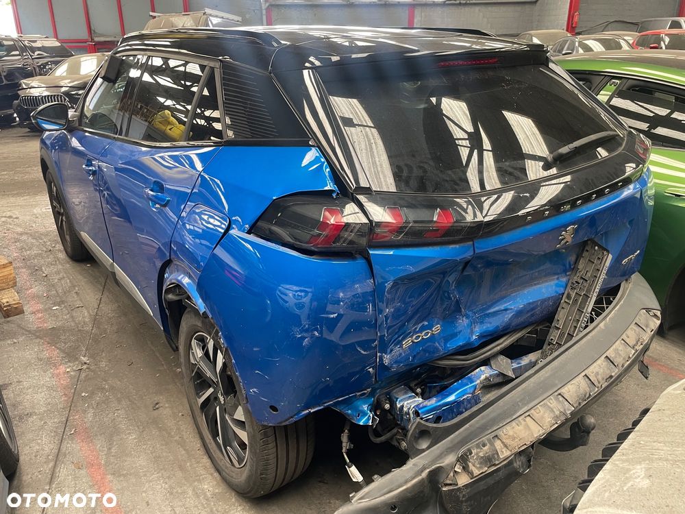 Peugeot 2008 - 4