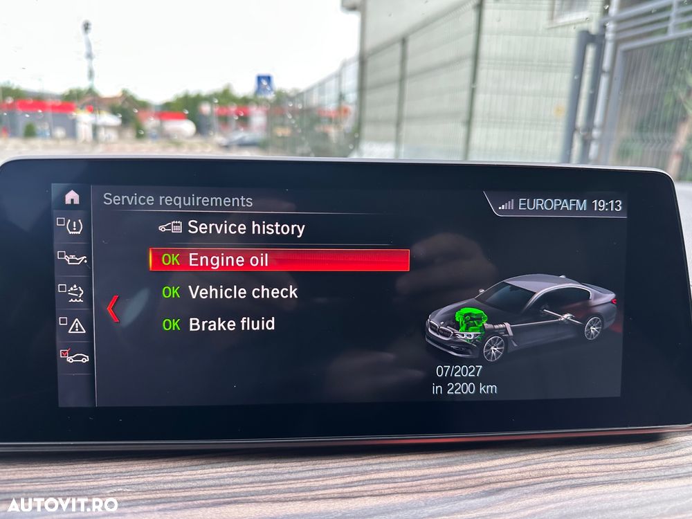 BMW Seria 5 520d xDrive AT - 26