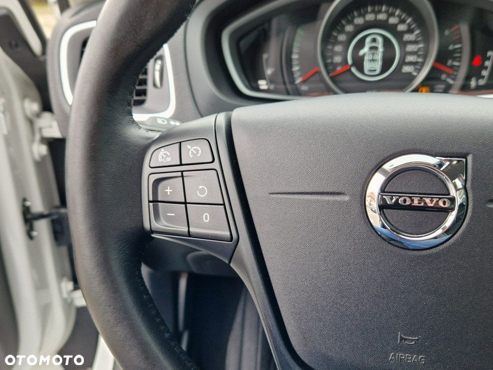 Volvo V40 D2 Drive-E Kinetic - 26