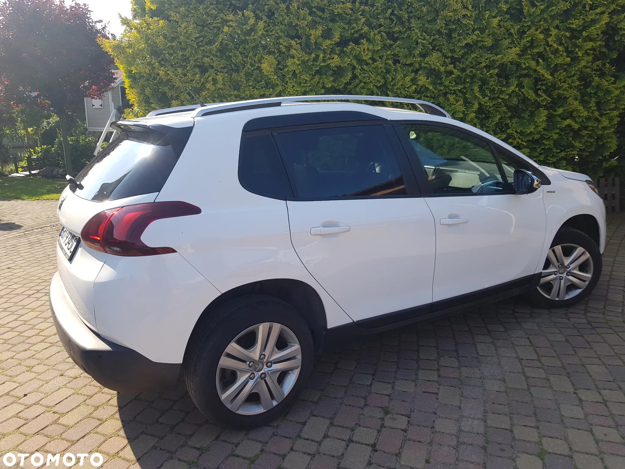Peugeot 2008 - 5