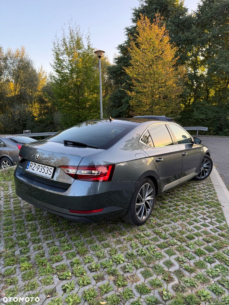 Skoda Superb 1.8 TSI L&K DSG - 7