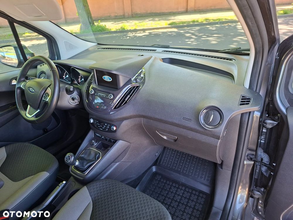 Ford Tourneo Courier 1.5 TDCi S&S Titanium - 14