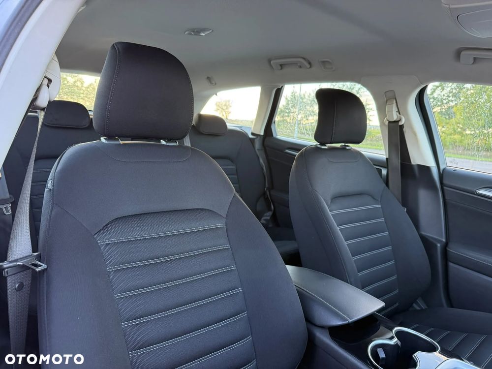 Ford Mondeo - 16