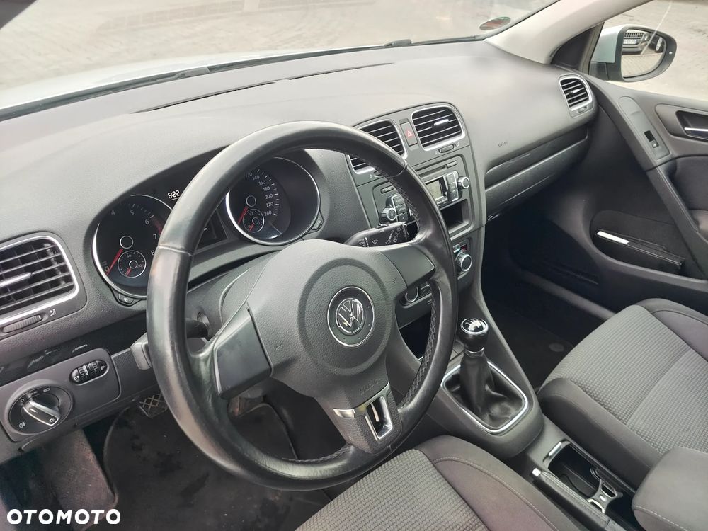 Volkswagen Golf - 9